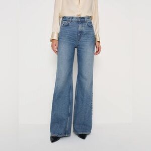 Reformation Cary High Rise Slouchy Wide Leg Jeans - Size 24 - with frayed hem
